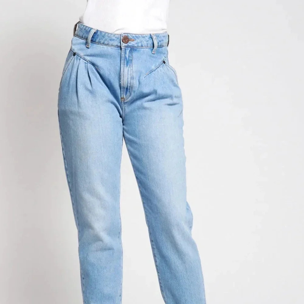One  Teaspoon streetwalkers high waisted 80’s jeans